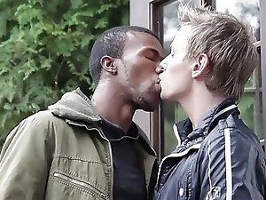 Skinny white boy was fucked from black visitor schwule jungs